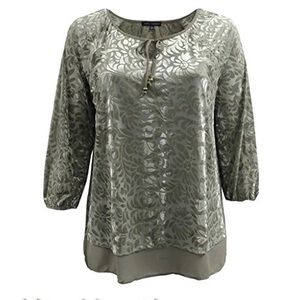 Simply Elegant Women Stylish Embossed Velvet Floral Leaves Design Blouse…